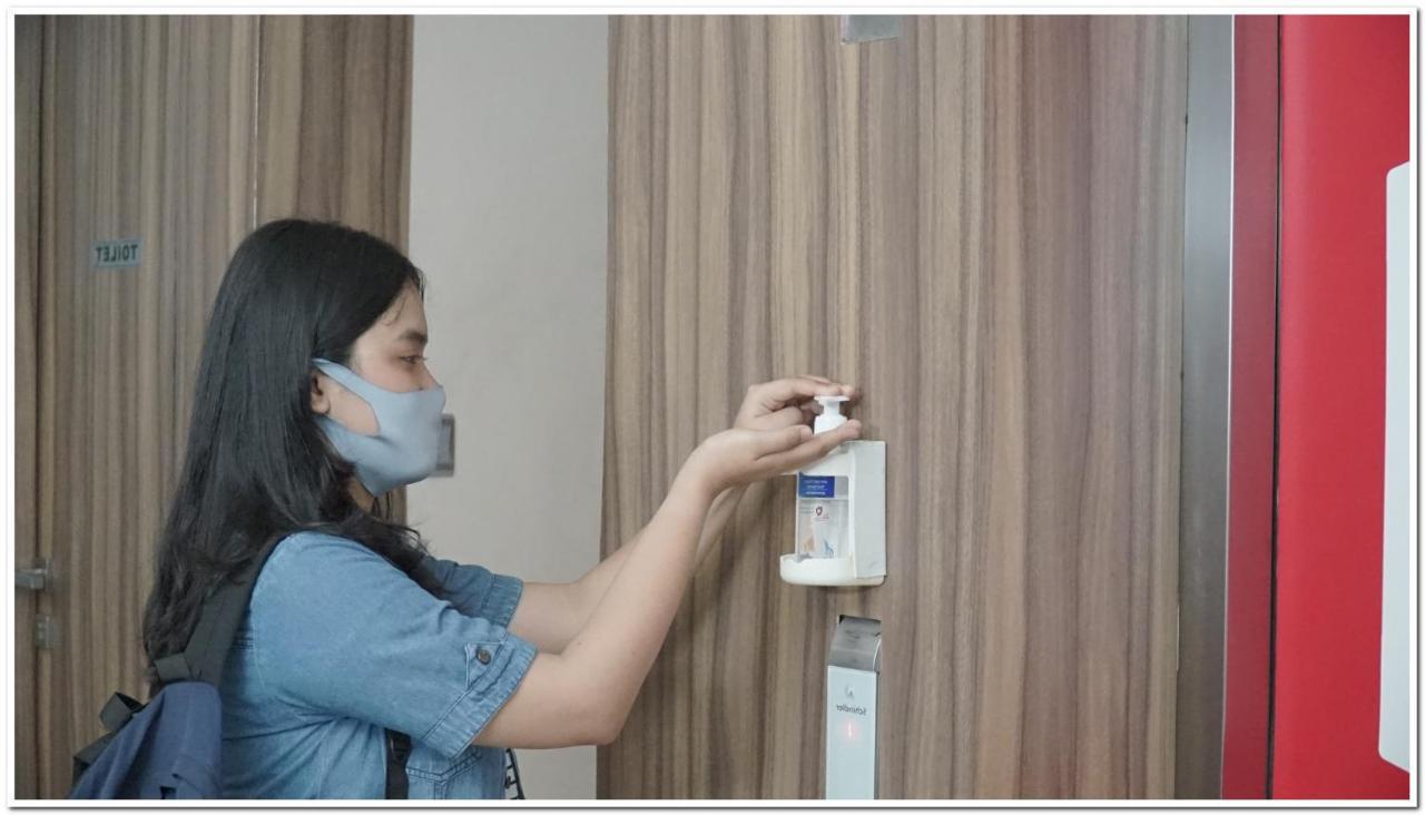 Hotel Reddoorz Syariah Near Exit Tol Malang Esterno foto
